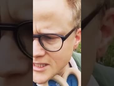 Jag måste ju få sälja mitt eget ansikte NÅN gång!!