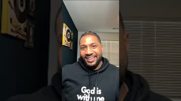 Emanuel crosses one off his bucket list!