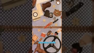 Lindsay Lohan and Jamie Lee Curtis as celebrity relatives on #ClaimToFame?!