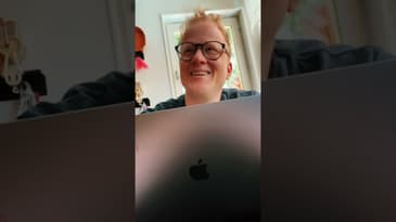 JAG HAR INGEN ANING OM VAD JAG HÅLLER PÅ MED!!!