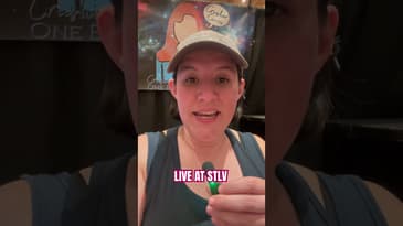 Live at the first night of #STLV #startrek #podcast #beverlycrusher