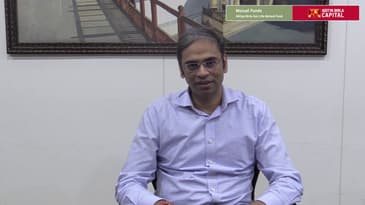 Mr. Maneesh Dangi , CIO- Fixed Income, ABSLMF