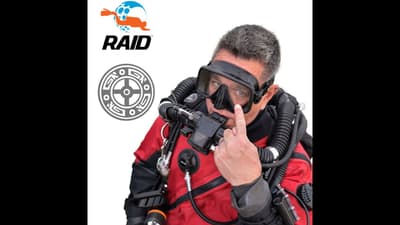 Paul Toomer - President of RAID - S01 E04