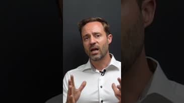 Email vs. LinkedIn vs. Cold Calling: Which is Better To Get Clients?