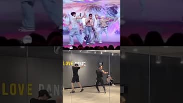 Chris does “_World” by SEVENTEEN with @Nandokcovers from @ILD Studios !