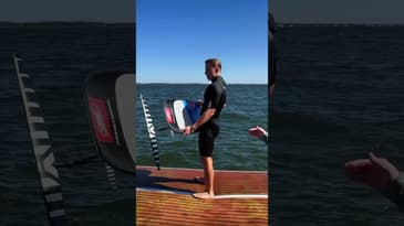 Pump Foiling with Ansley Pritchard in Pensacola at Foiling Week