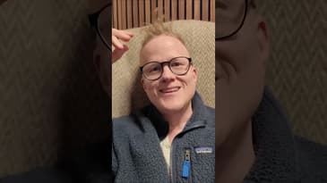 "Du är inte klok i huvudet"