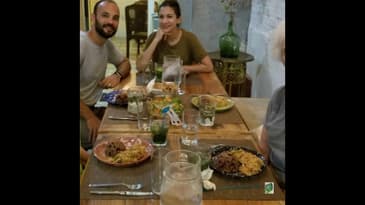 Cuban Market Slideshow with Globe Aware