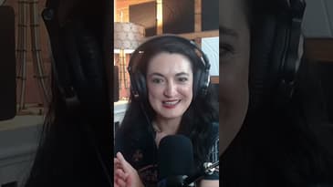 Small Business Owners 🗣️ Show Your Community WHO YOU ARE! #smallbusinesstips