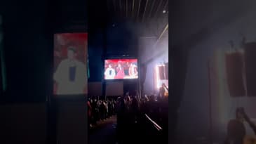 Not exactly Broadway, not exactly Disney… but who can resist the Jonas Brothers in the Year 3000? 👏