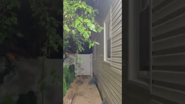 Lepower 1600LM Motion Sensor Security Lights with Solar Panel