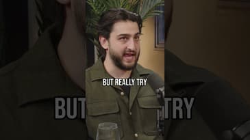 Why the Best Startups Sound "Dumb" at First #shorts