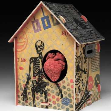 Frank James Fisher - A US potter who applies messages to three-dimensional spaces.