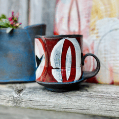 Naomi Clement: A Canadian potter, a teacher and a mentor for artists to earn a living at art.