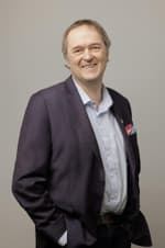 S4: E42 Carl Viel Le rôle de Québec International