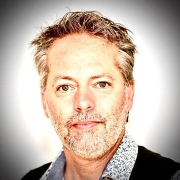 S4: E34 Chronique économique avec Pierre Couture