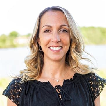 Turning Nutrition into a Lifestyle & Not a Struggle with: Roseanne Schnell