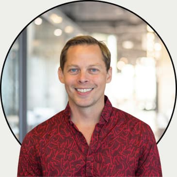 Supporting K–12 Leaders & Solution Providers to Drive Educational Innovation with: Jeff McCoy