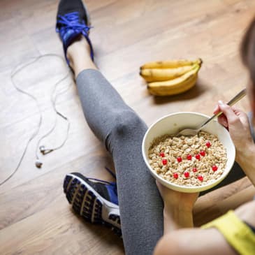 Carbs and Fats? Here’s What Your Pre-Workout Snack Should Include