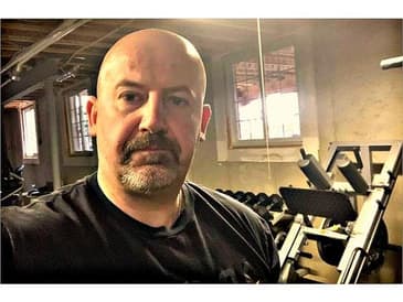 Macho Man Steve Lowisz teaches us how to recruit