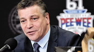 S4: E5 Le tournoi international Pee-wee avec Patrick Dom