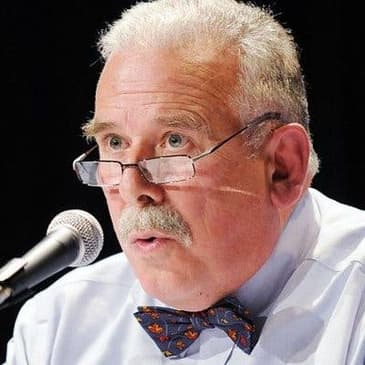 S3: E20 Pendant 1h40, A. Arthur raconte sa vie radiophonique.