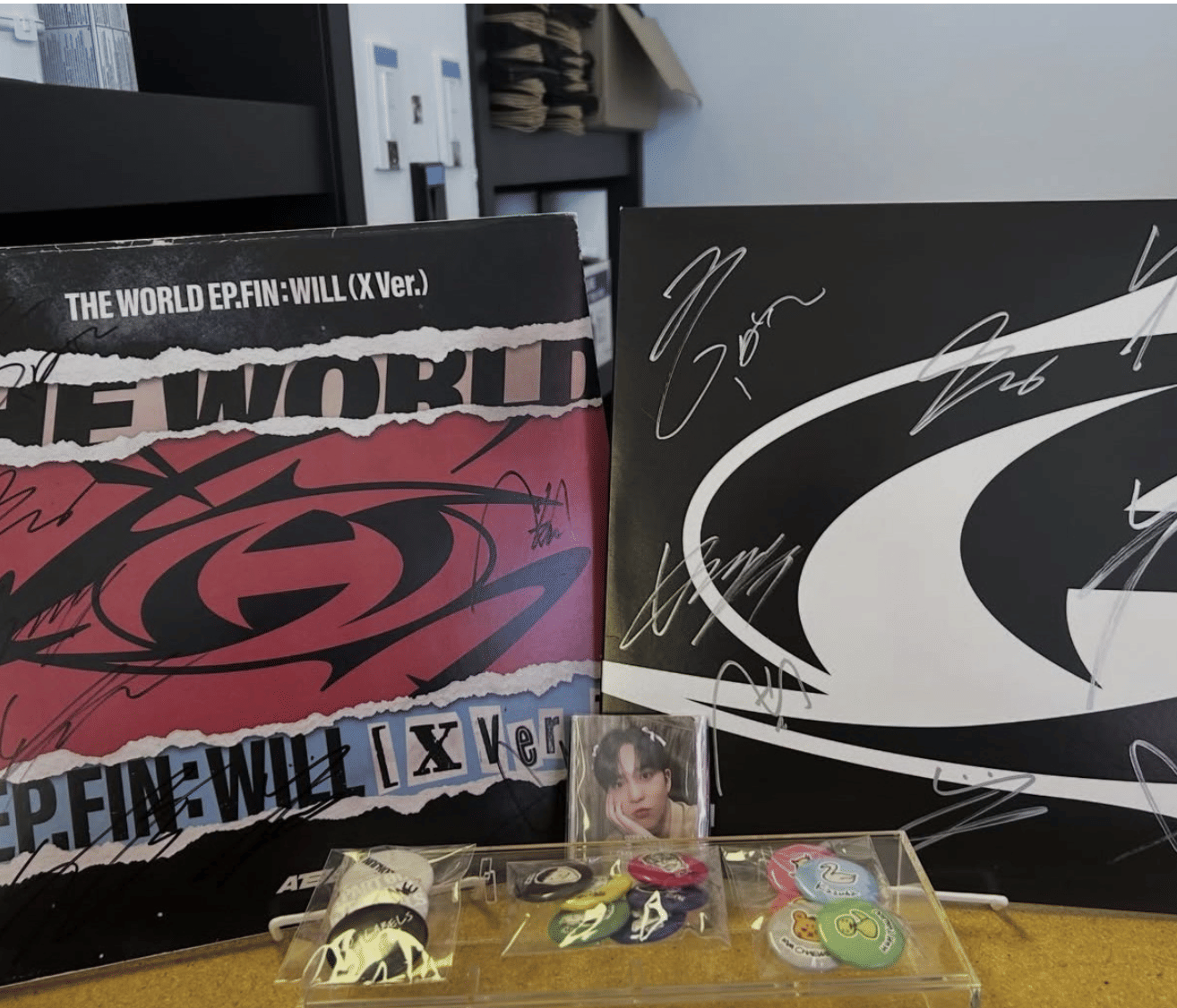 Signed Ateez Album, The World EP. Fin: Will (X Ver) Signed Copy