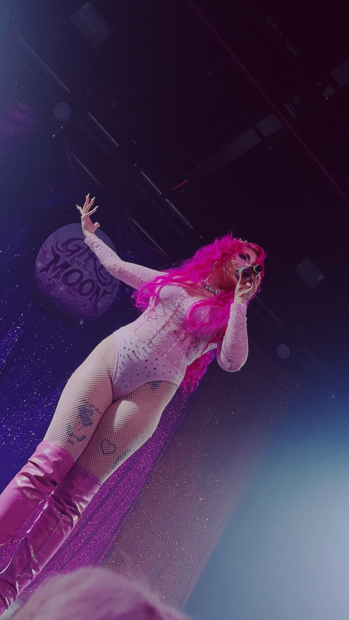 Chrissy Chlapecka: Girl On The Moon Tour Review