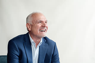 Steve Barton