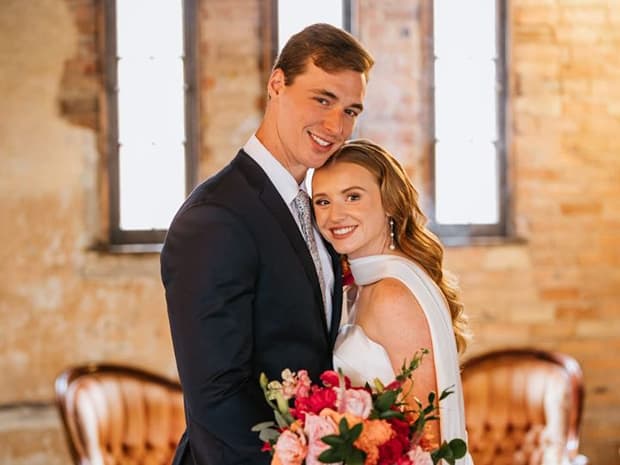 How to Plan a Wedding From Another State: 10 Tips From a Real Bride
