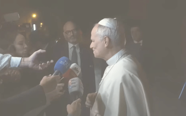 Cardenal Perseguido en Venezuela Mientras el Papa le Pide a Zelensky una "Paz Justa"