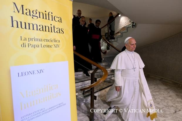 El Vaticano calienta motores: Entre bambalinas, ojeras y el impacto global de la nueva encíclica del Papa León XIV