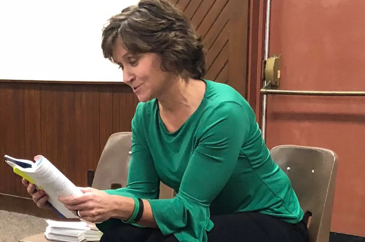 Lori Ann King, reading from her book Come Back Strong, at an event in Connecticut