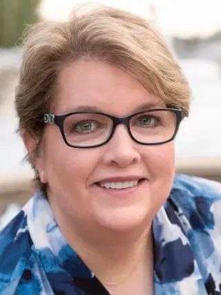 Ellen Debenport