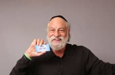 Keep Smiling with Barry Shore