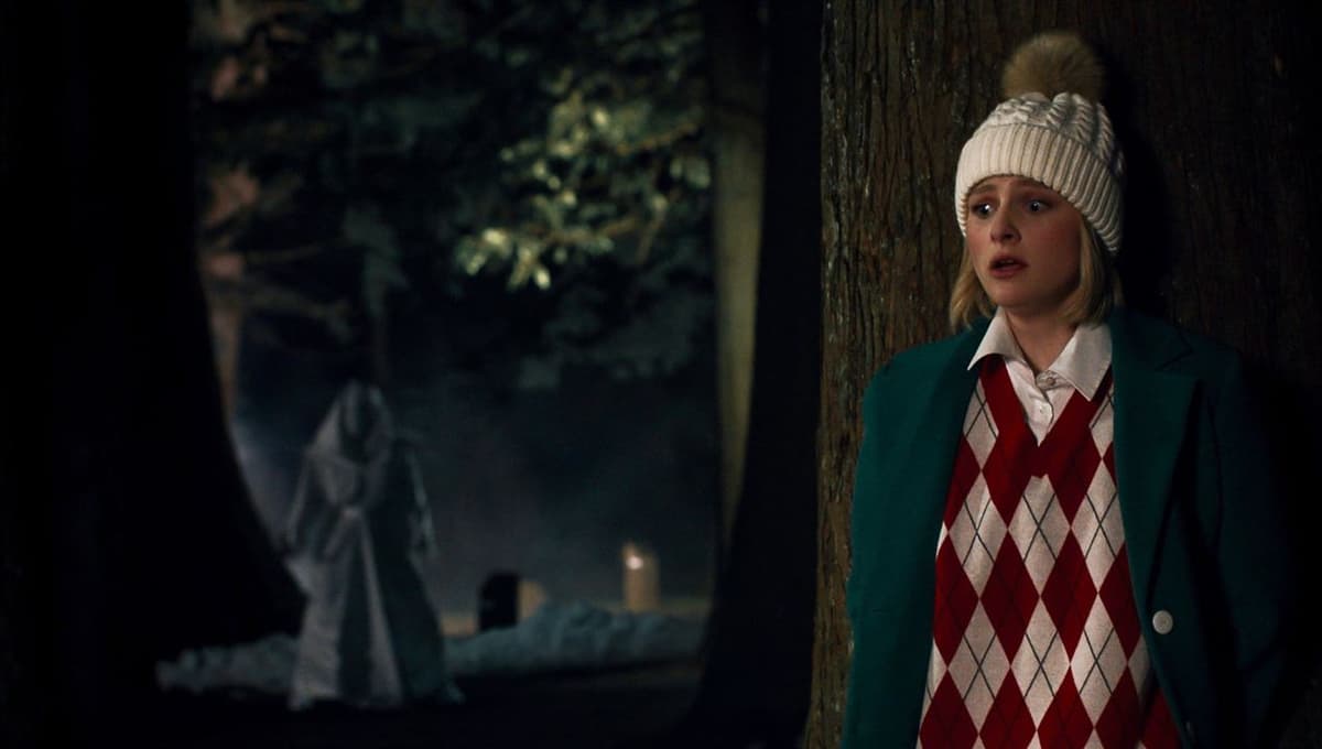 Unveiling the Twisted Charm of "It's a Wonderful Life": An Exclusive Chat with Jane Widdop