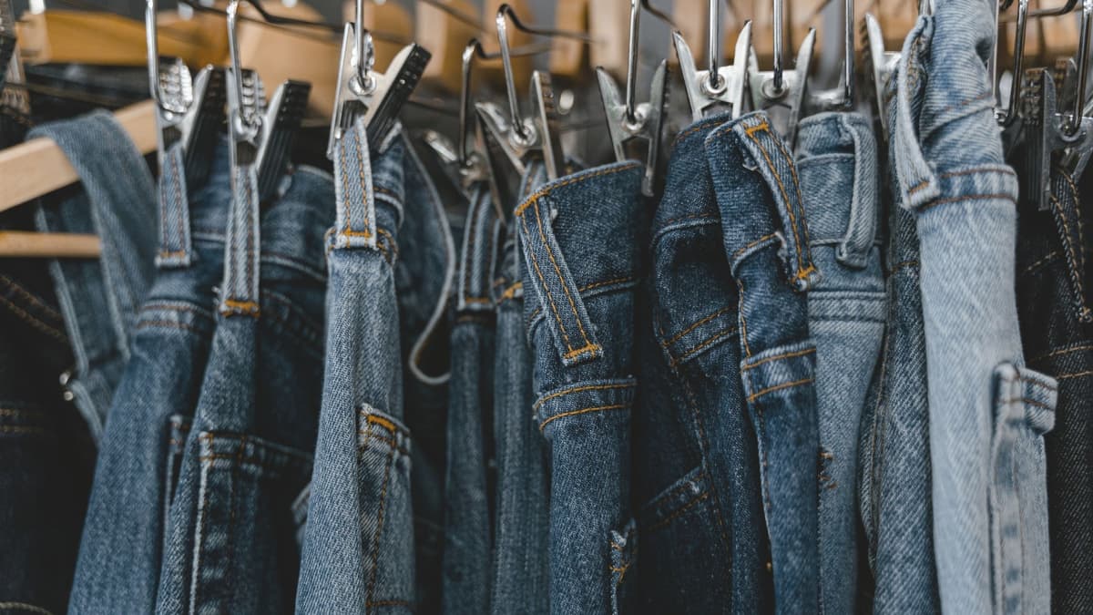 Ep. 43: Tips on How To Find Jeans As A Tall Girl | Tall Girl Hacks