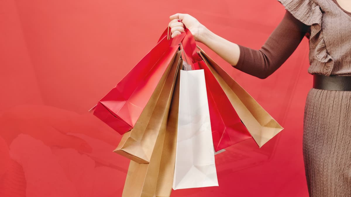 Ep. 93: Tall Girl Shopping Hacks: How Tall Girls Can Thrift Like A Pro Ft. Corinna&nbsp; 