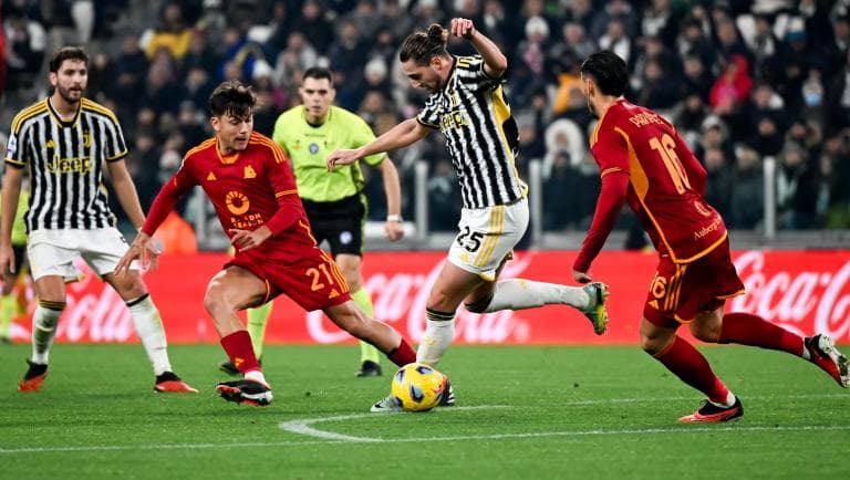 Juventus beat Roma