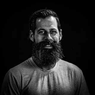 🎙️ Nate Holdridge