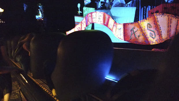 EarzUp! | History of The Haunted Mansion