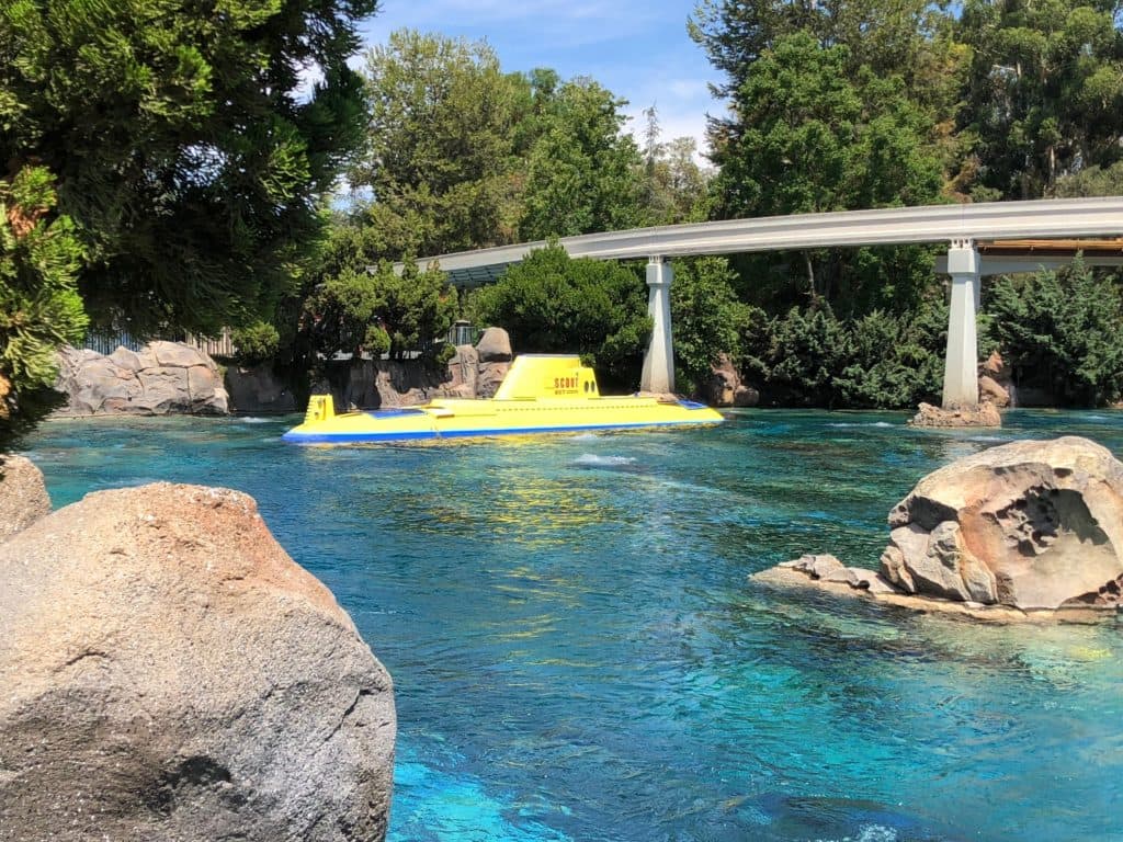 EarzUp! | The History of the Submarine Voyage/Finding Nemo