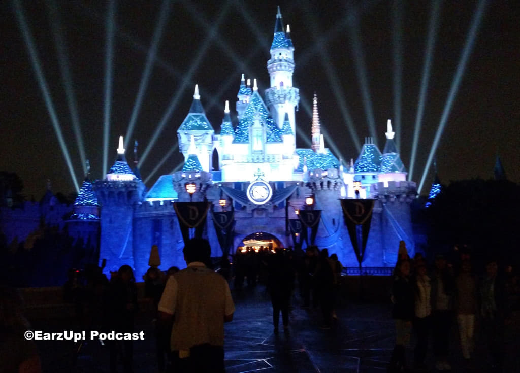 EarzUp! | 23 Things You Might Have Missed In Disneyland