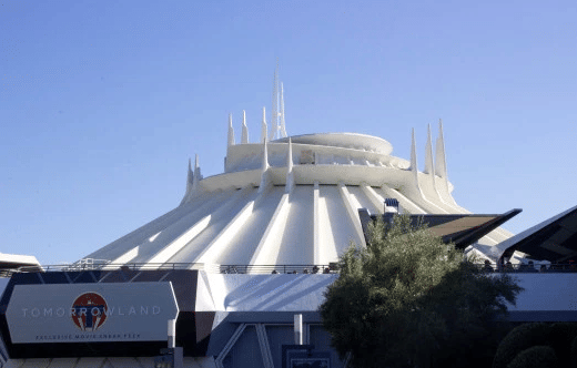 EarzUp! | The History of Space Mountain