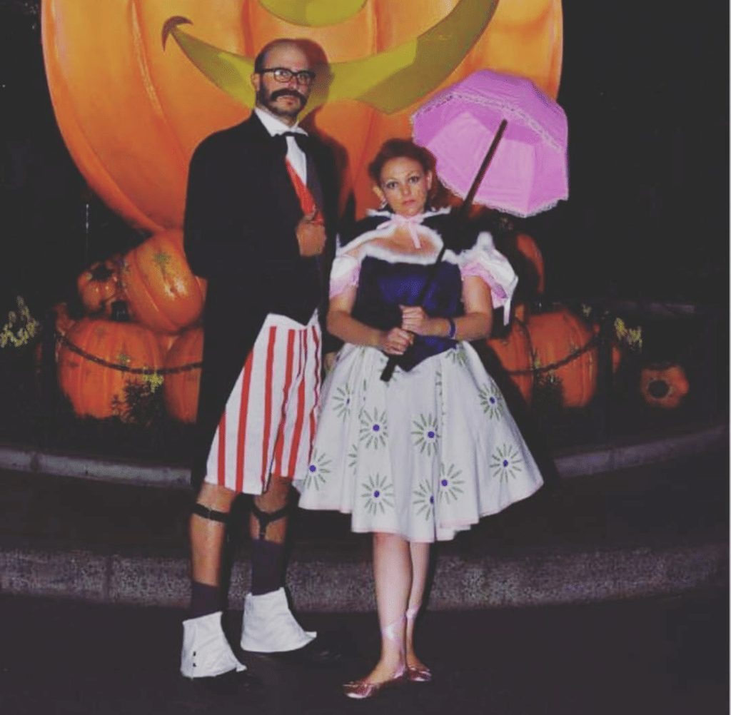 EarzUp! | The History of the Haunted Mansion Stretching Portraits