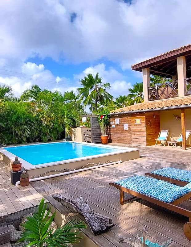 Villa Carina Apartments: A Solid Foiling Base in Bonaire