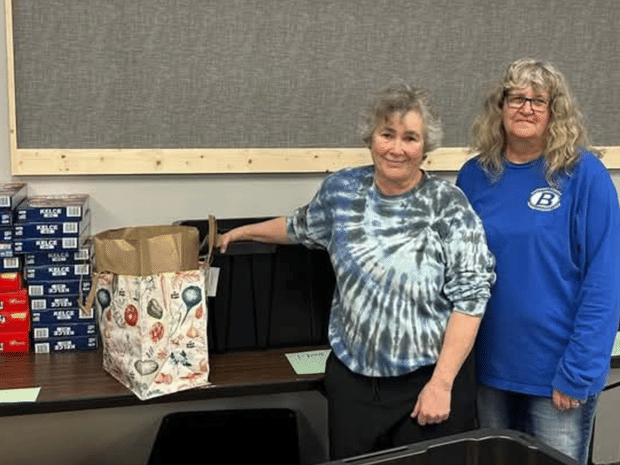 Brunswick Bus Drivers and Community Come Together to Feed Students Over Spring Break
