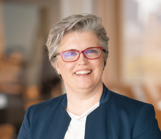 Women You Should Know: Julie Smith