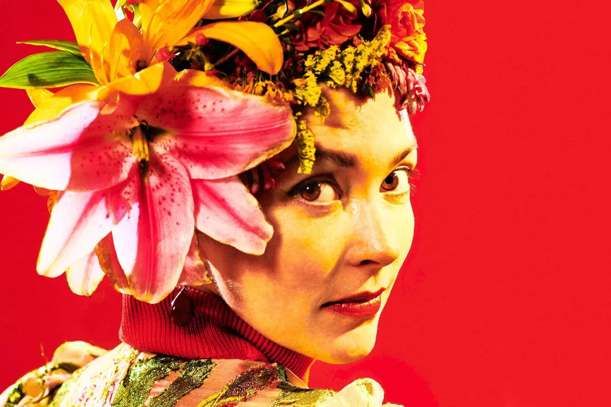 'To the Sunset': Amanda Shires' Toast To Courage