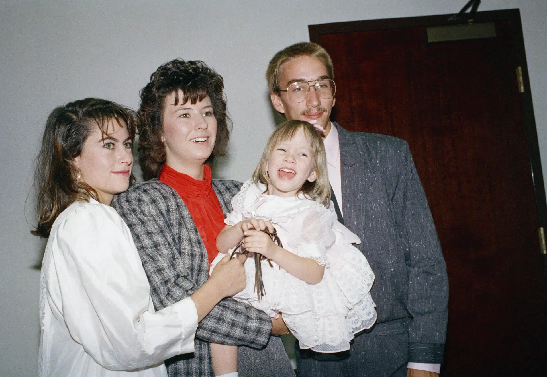 Baby Jessica With her parents Chip and Sissy